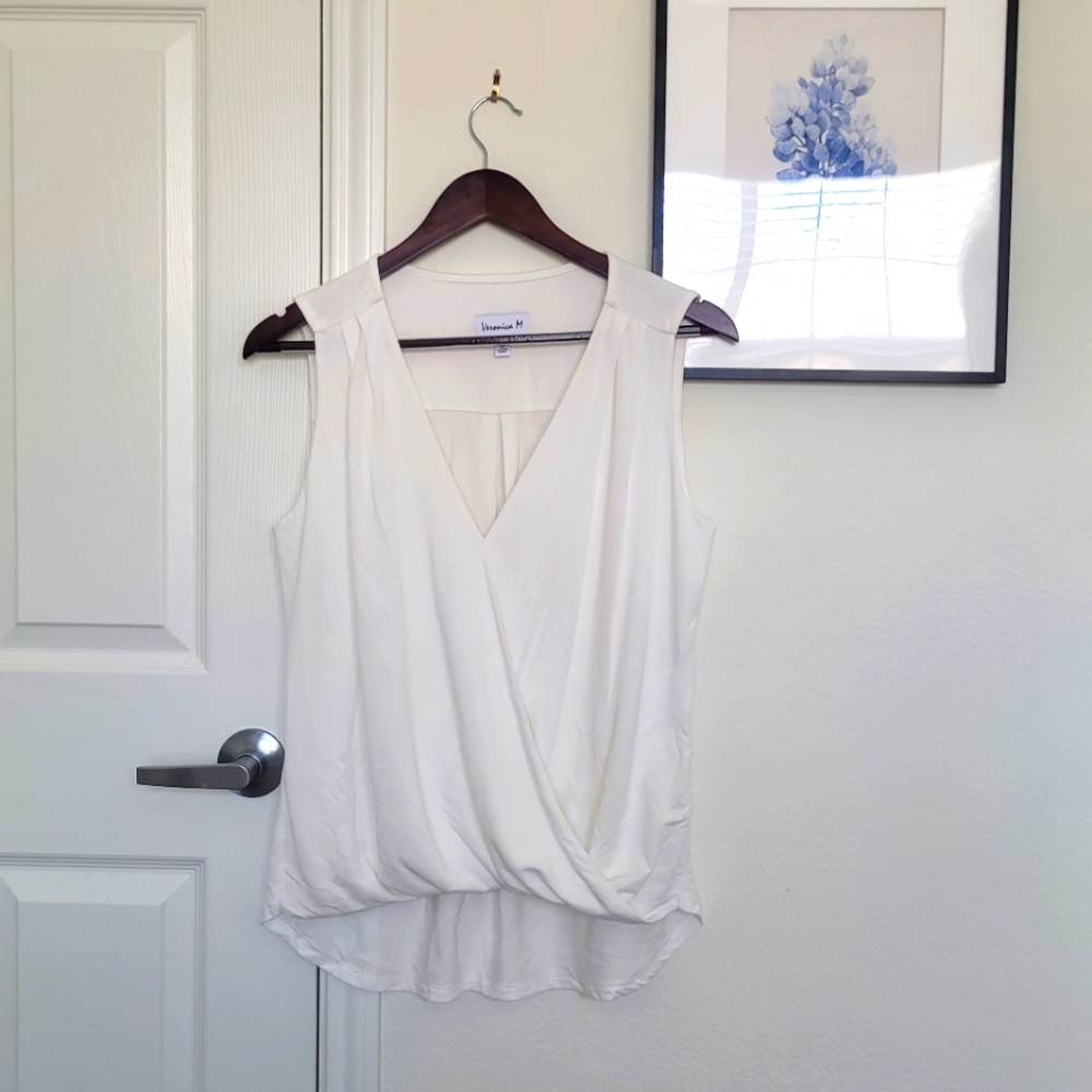 White drape v-neck sleeveless top (S)